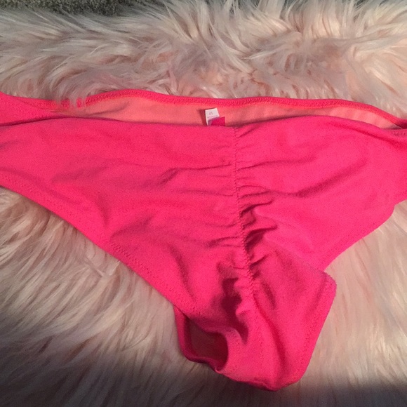 Victoria’s Secret Swim Bottoms - Picture 2 of 4